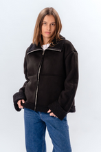 Afbeelding in Gallery-weergave laden, Shearling Zipper Coat - Black