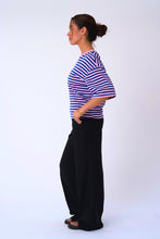 Cargar imagen en el visor de la galería, Zoe T-shirt - Blue/Light Pink
