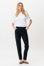 Afbeelding in Gallery-weergave laden, The Original Performance Pants - Navy