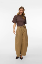 Load image into Gallery viewer, Kaitlin Wide Colored Barrel Jeans - Kelp