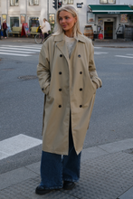 Load image into Gallery viewer, Linea trenchcoat - Beige