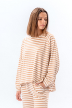 Afbeelding in Gallery-weergave laden, Stripped Long Sleeve Regular Fit - Beige
