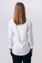 Carica l'immagine nel visualizzatore di Gallery, Boyfriend Oxford Shirt - White