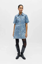 Afbeelding in Gallery-weergave laden, Claudia Short Denim Dress - Light Blue Denim