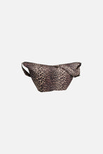 Cargar imagen en el visor de la galería, Amanda Xl Bumbag - Black Leo