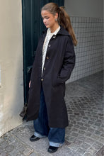 Afbeelding in Gallery-weergave laden, Harper Trench Coat - Black