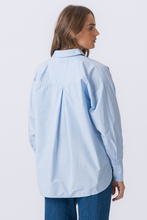Load image into Gallery viewer, Relaxed Shirt - Light Blue