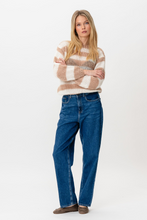 Carregar imagem no visualizador da galeria, Mila Striped Knitted Sweater - Light Camel/White