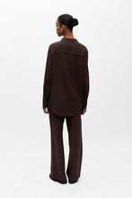 Load image into Gallery viewer, Sanne Shirt - Seal Brown