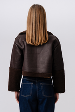 Load image into Gallery viewer, Daisy Shearling Jacket - Brown/Black