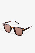 Carregar imagem no visualizador da galeria, Kia Sunglasses - Leopard