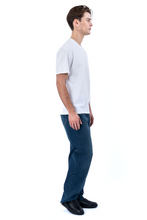 Cargar imagen en el visor de la galería, Boxy T-shirt - White