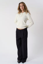 Load image into Gallery viewer, Long-sleeved Polo Shirt - Ecru