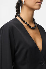 Charger l'image dans la galerie, Kamil Fitted Blazer - Black