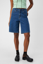 Load image into Gallery viewer, Carol Denim Shorts - Medium Blue Denim