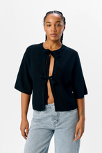 Cargar imagen en el visor de la galería, Julla Parvi 2/4 Knit Cardigan - Black