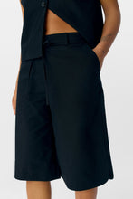 Load image into Gallery viewer, Aura Bermuda Shorts - Black