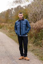 Charger l'image dans la galerie, Quilted Jacket - Navy