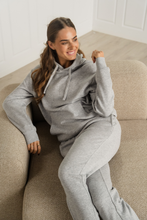 Load image into Gallery viewer, Essential Sweatpants - Grey Melange