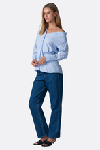 Carica l'immagine nel visualizzatore di Gallery, Serena Oversized Shirt - Light Blue