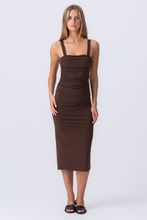 Afbeelding in Gallery-weergave laden, Felicia Dress - Brown