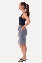 Carica l'immagine nel visualizzatore di Gallery, Denim Shorts - Grey