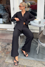 Charger l'image dans la galerie, Lilly Pants - Black