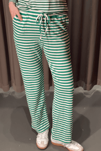 Cargar imagen en el visor de la galería, Stripped Pants - Green
