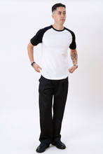 Load image into Gallery viewer, Basic raglan T-shirt - Black and white