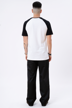 Load image into Gallery viewer, Basic raglan T-shirt - Black and white