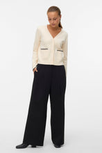 Carica l'immagine nel visualizzatore di Gallery, Gold V-Neck Contrast Cardigan - Birch W. Black