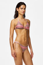 Carica l'immagine nel visualizzatore di Gallery, Ada Bikini Knitted Triangle Top - Rose Shadow - Jacquard Pattern