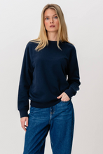 Carica l'immagine nel visualizzatore di Gallery, Heavy Crewneck - Navy