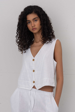 Load image into Gallery viewer, Elle Vest - White