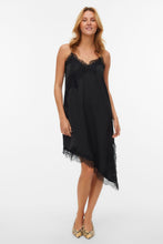 Cargar imagen en el visor de la galería, Novi Lace Singlet Dress - Black:Black lace