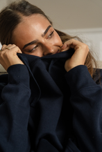 Charger l'image dans la galerie, Essential Hoodie - Navy