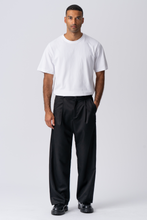 Charger l'image dans la galerie, Pleated Wide Pants - Black