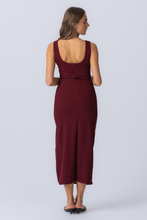 Cargar imagen en el visor de la galería, Lucia Dress - Burgundy