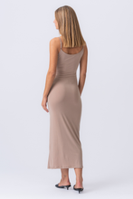 Cargar imagen en el visor de la galería, Amaya Maxi Dress - Beige