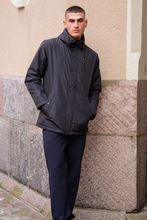 Charger l'image dans la galerie, Water Repellant Jacket - Black