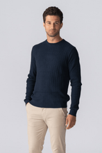 Charger l'image dans la galerie, Pullover Cable Knit - Navy