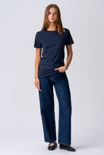 Load image into Gallery viewer, Basic Light T-shirt - Navy