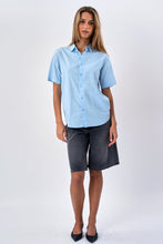 Load image into Gallery viewer, Short Sleeve Linen Shirt - Light Blue