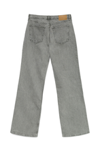 Load image into Gallery viewer, Alexis Low Waist Denim Jeans - Light Grey Denim