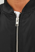 Afbeelding in Gallery-weergave laden, Clay Bomber Jacket - Zwart