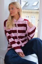 Afbeelding in Gallery-weergave laden, Josie Polo Knit - Pink/ Burgundy