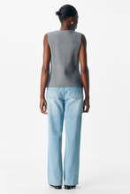 Charger l'image dans la galerie, Reynard Knit Vest - Medium Grey Melange