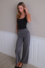 Carregar imagem no visualizador da galeria, Rosalie Wide Pants - Grey