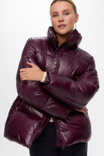 Load image into Gallery viewer, Sabrina Short Jacket - Winetasting