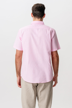 Carica l'immagine nel visualizzatore di Gallery, Short Sleeve Linen Shirt - Pale Red